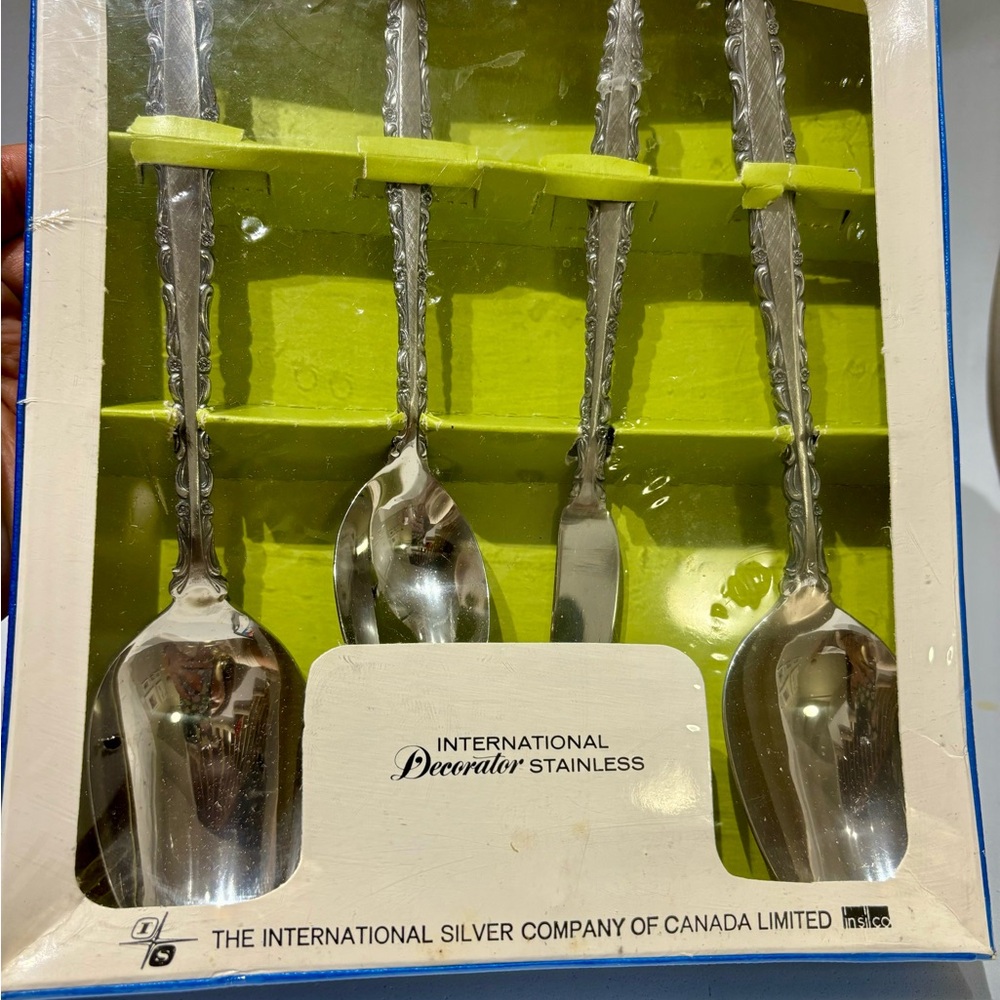 International Silver cCompany Decorator Stainless Steel Spoon Set